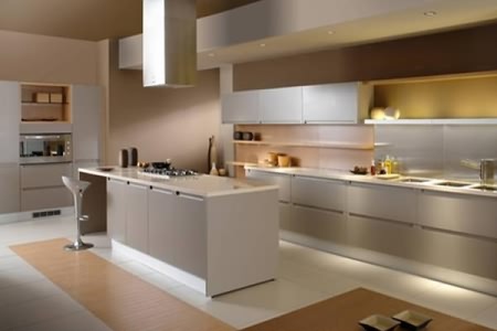 cocina amoblada en PVC gris blanco